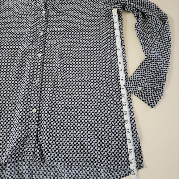 J.Jill Women's V-neck Button Down Collared Print Blouse - Picture 5 of 11